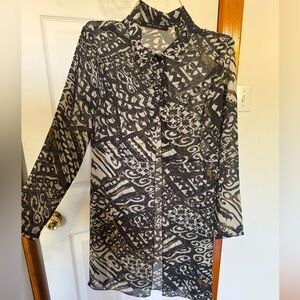 Women mix colors Casual Button Down Shirt size s.